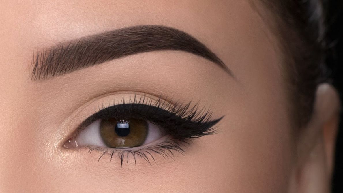 Comment prendre soin de ses sourcils pour les sublimer?